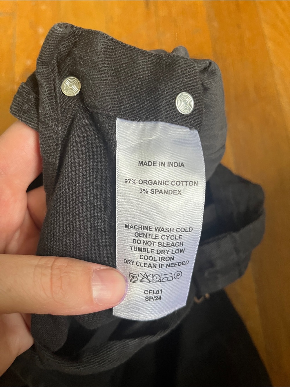Quince Organic Stretch Cotton Twill Relaxed Overalls - Picture 4 of 4